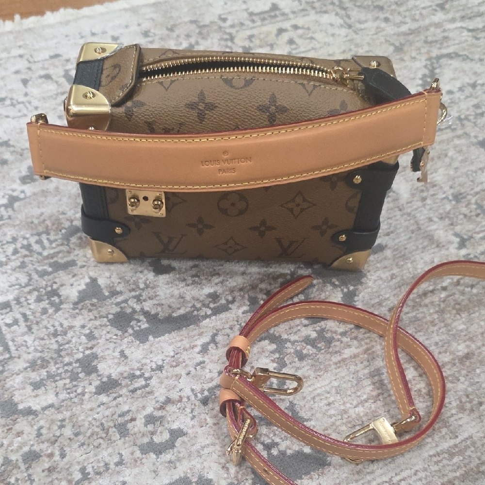 100% Authenticity Louis Vuitton Tan and Brown Monogram Crossbody Bag